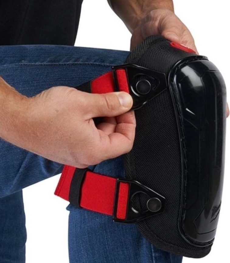 Наколенники защитные Milwaukee жесткие, пластиковая накладка, черный (4932478137) фото 3