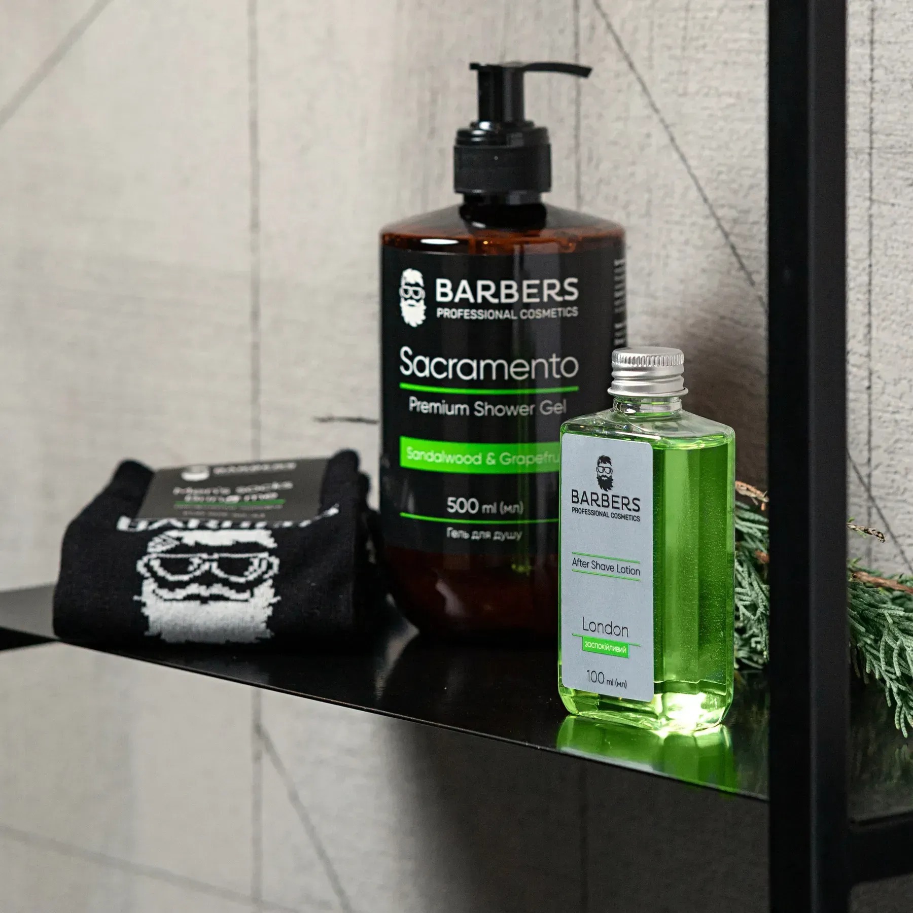 Подарунковий набір для чоловіків Barbers Sandalwood &amp; Grapefruitфото