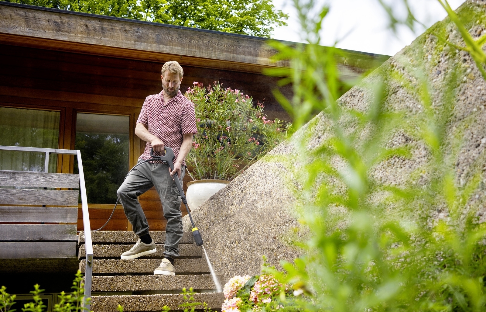 Минимойка высокого давления Karcher K 5 Comfort Premium (1.324-800.0) фото 