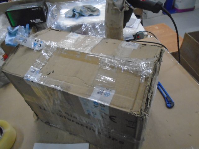 ИБП 2E PS2000L, 2000VA/1600W, на внешние АКБ 4*12В, 2xSchuko+1xC13 фото 