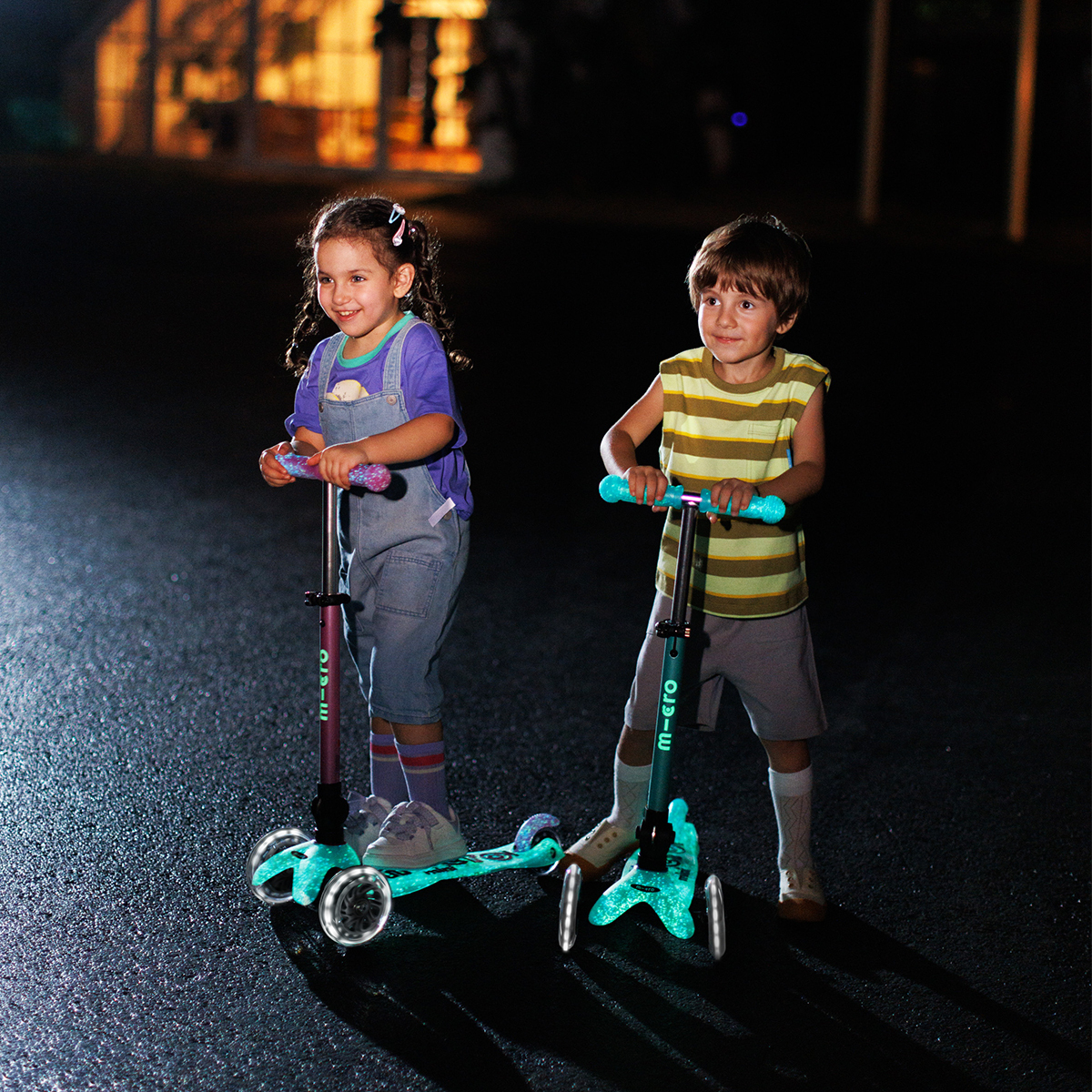 Самокат Micro складной серии Mini Deluxe Foldable Orion Glow LED – Синий (MMD374) фото 8