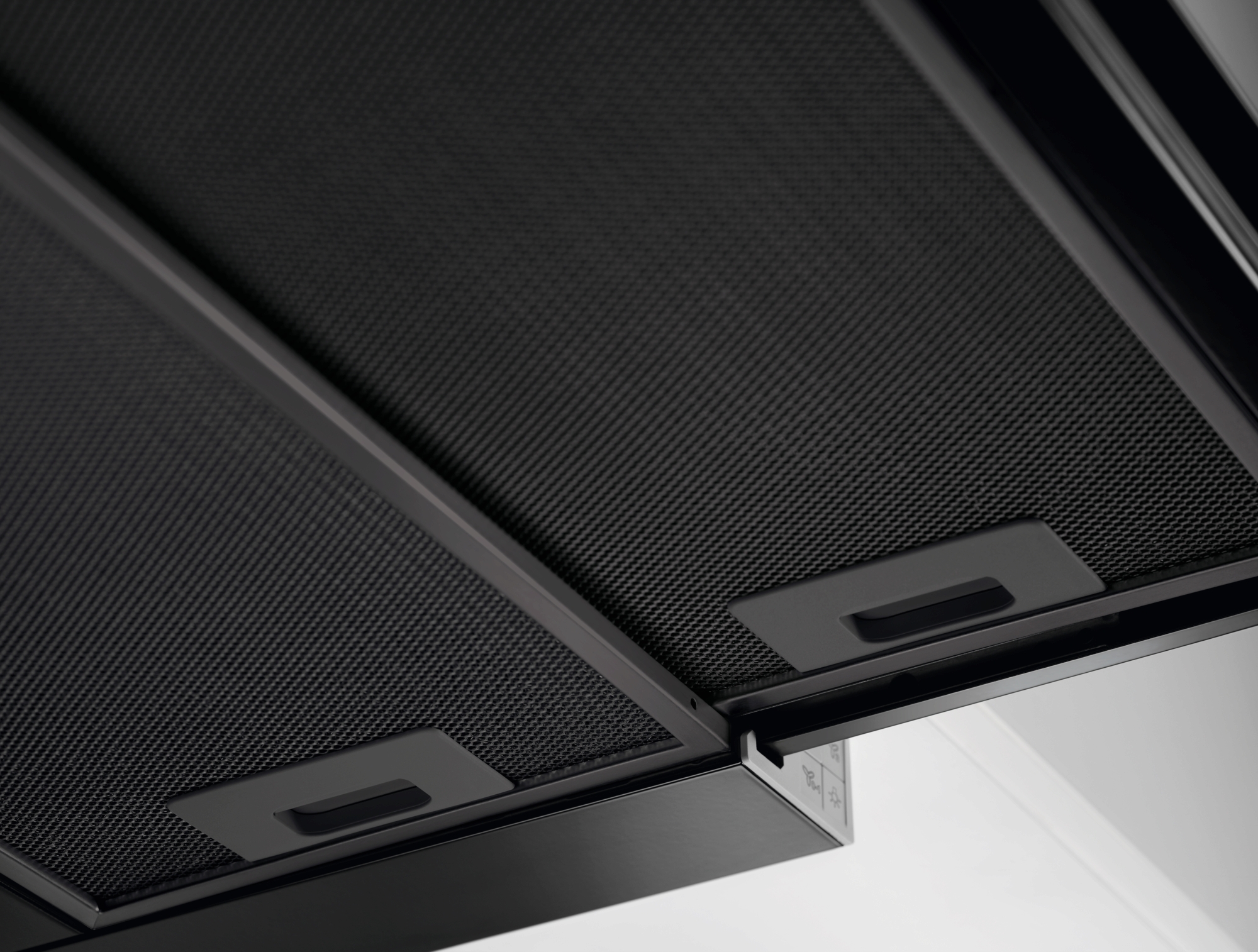 Витяжка Electrolux LFP336Kфото