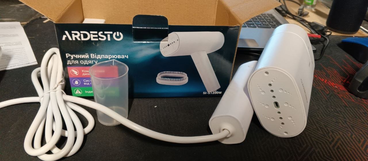 Отпариватель ARDESTO SI-S1200W фото 2