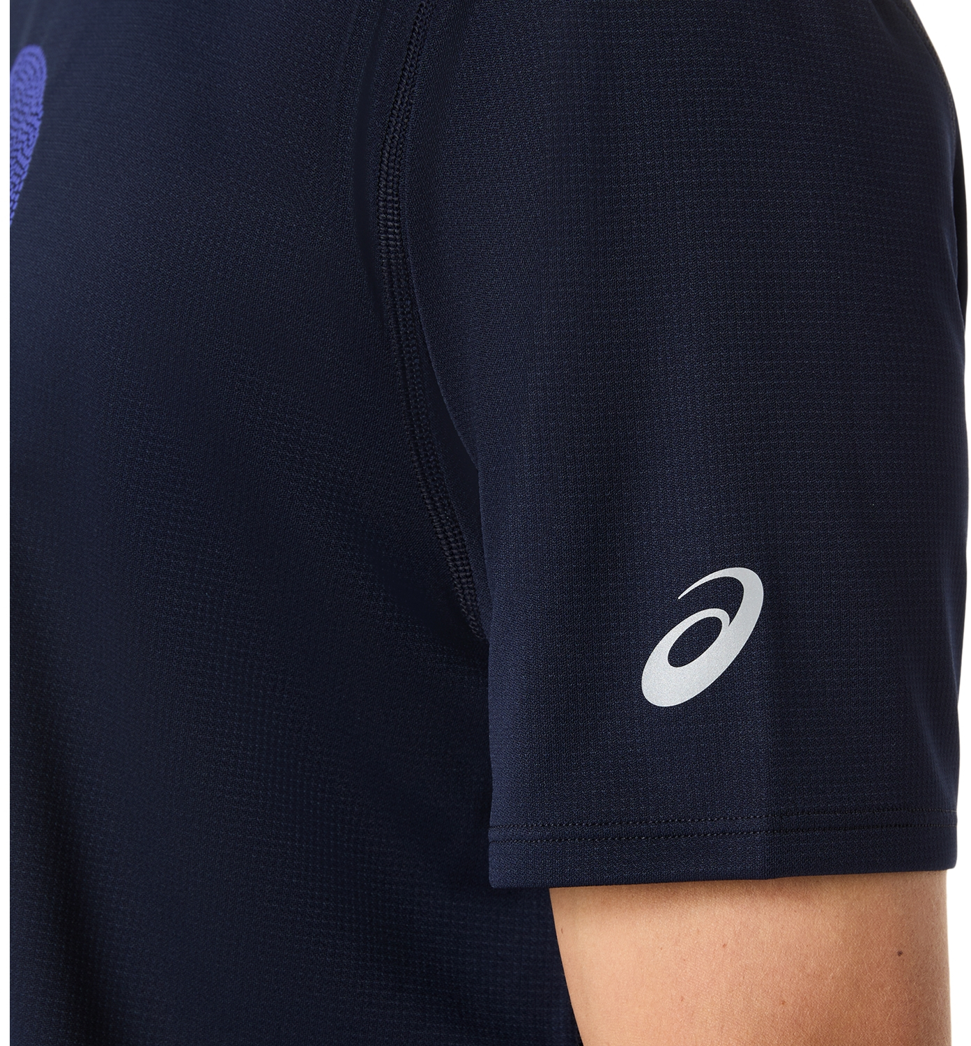 Футболка спортивна чоловіча Asics Fujitrail Logo Ss Top 2011D527-400 M темно-темно-синяфото