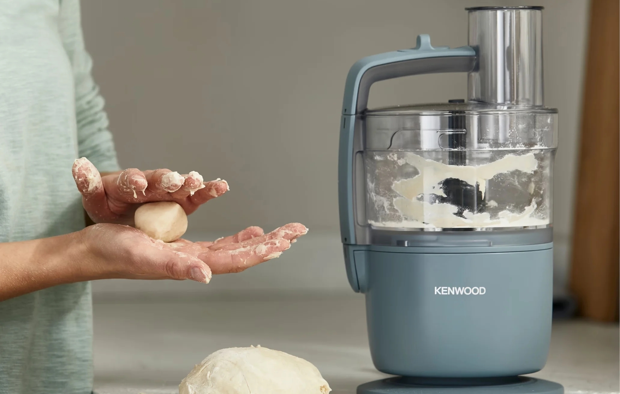 Кухонный комбайн Kenwood FDP 22.130 GY фото 