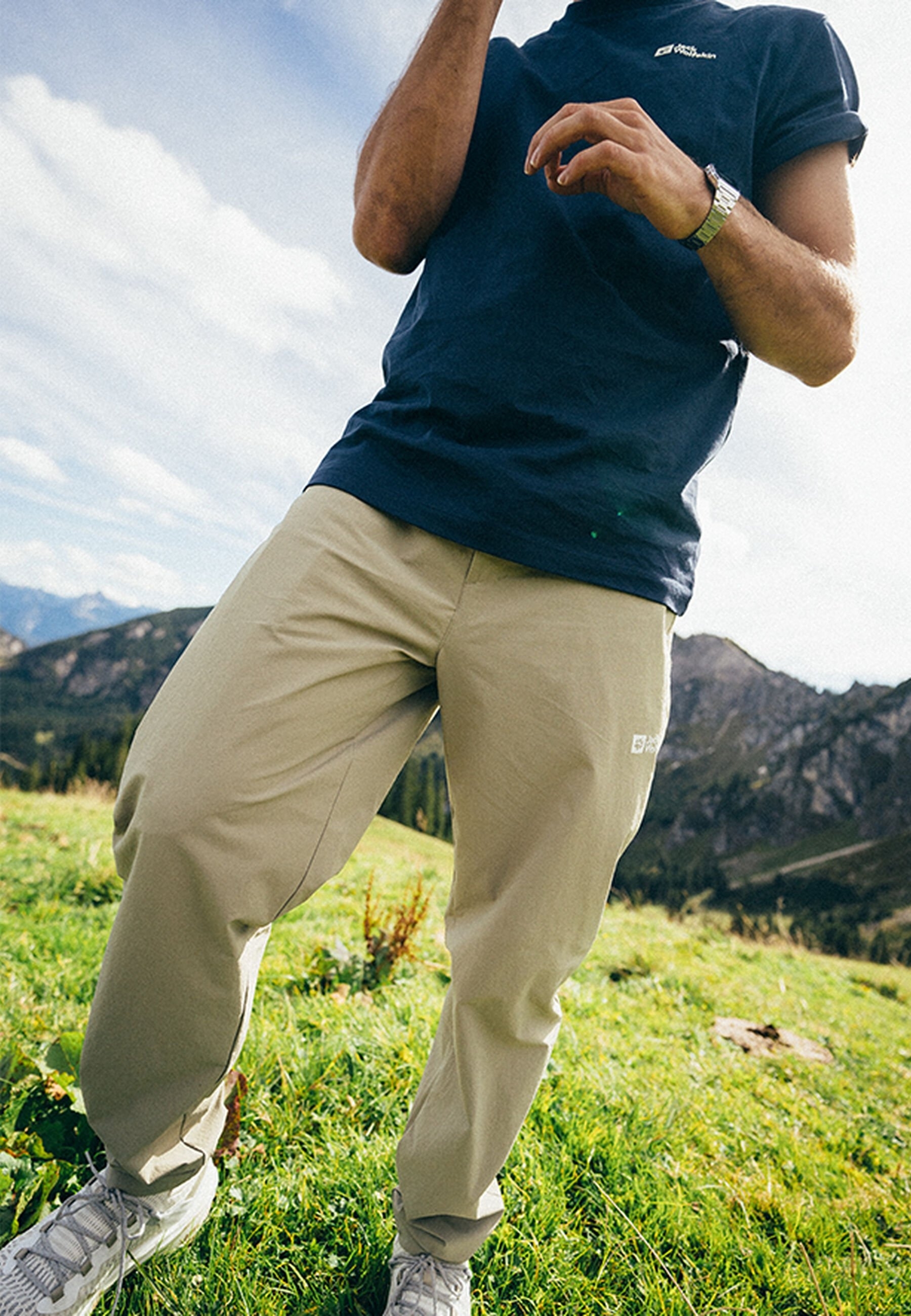 Штаны мужские Jack Wolfskin Hikeout Pants M A63924_4030 50 бежевые фото 