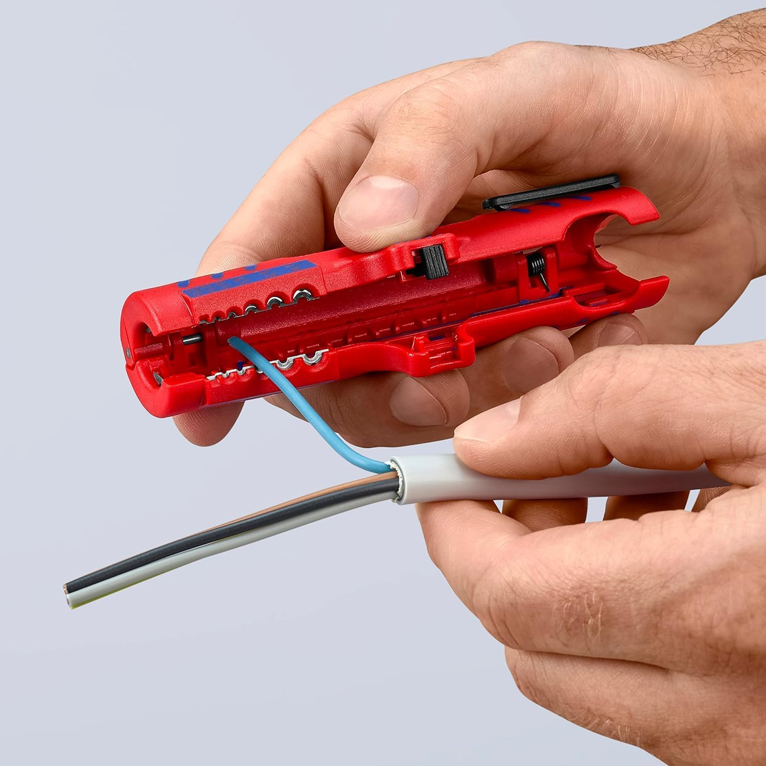 Съемник изоляции KNIPEX, 0.2-4мм2, 125мм (16-85-125-SB) фото 