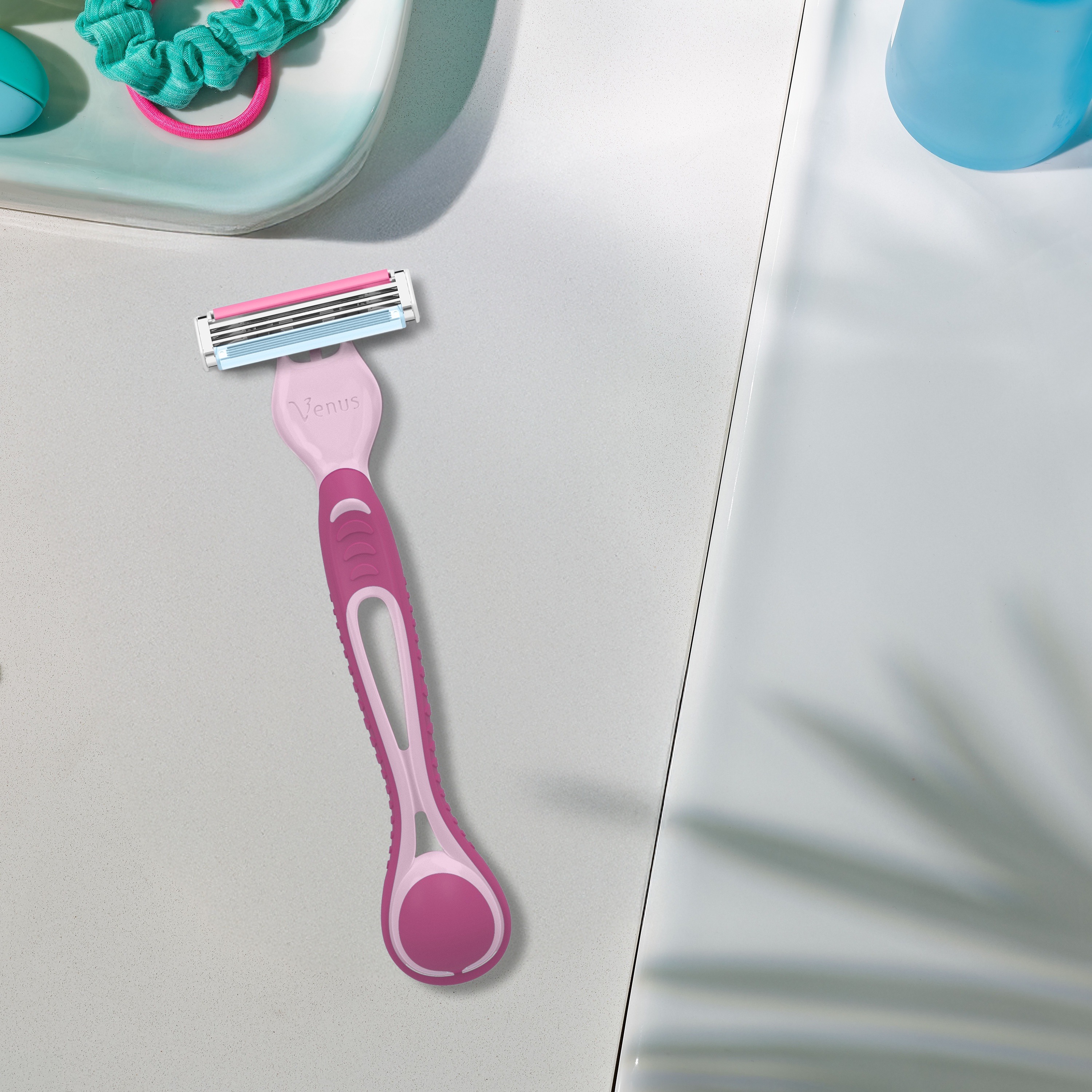 Бритви одноразові Gillette Venus Comfort 3 Colours 8 штфото