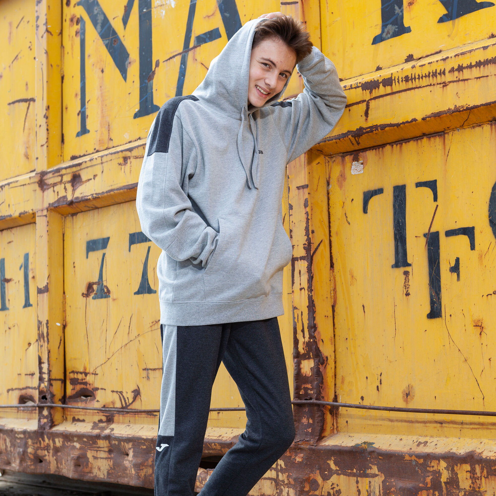 Худи мужское JOMA Urban Street 102545.280 M серое фото 