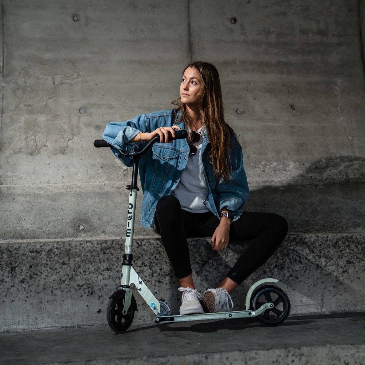 Самокат Micro серии Speed ​​Deluxe – Зеленая Глина (сложный, до 100 kg, двухколесный) фото 