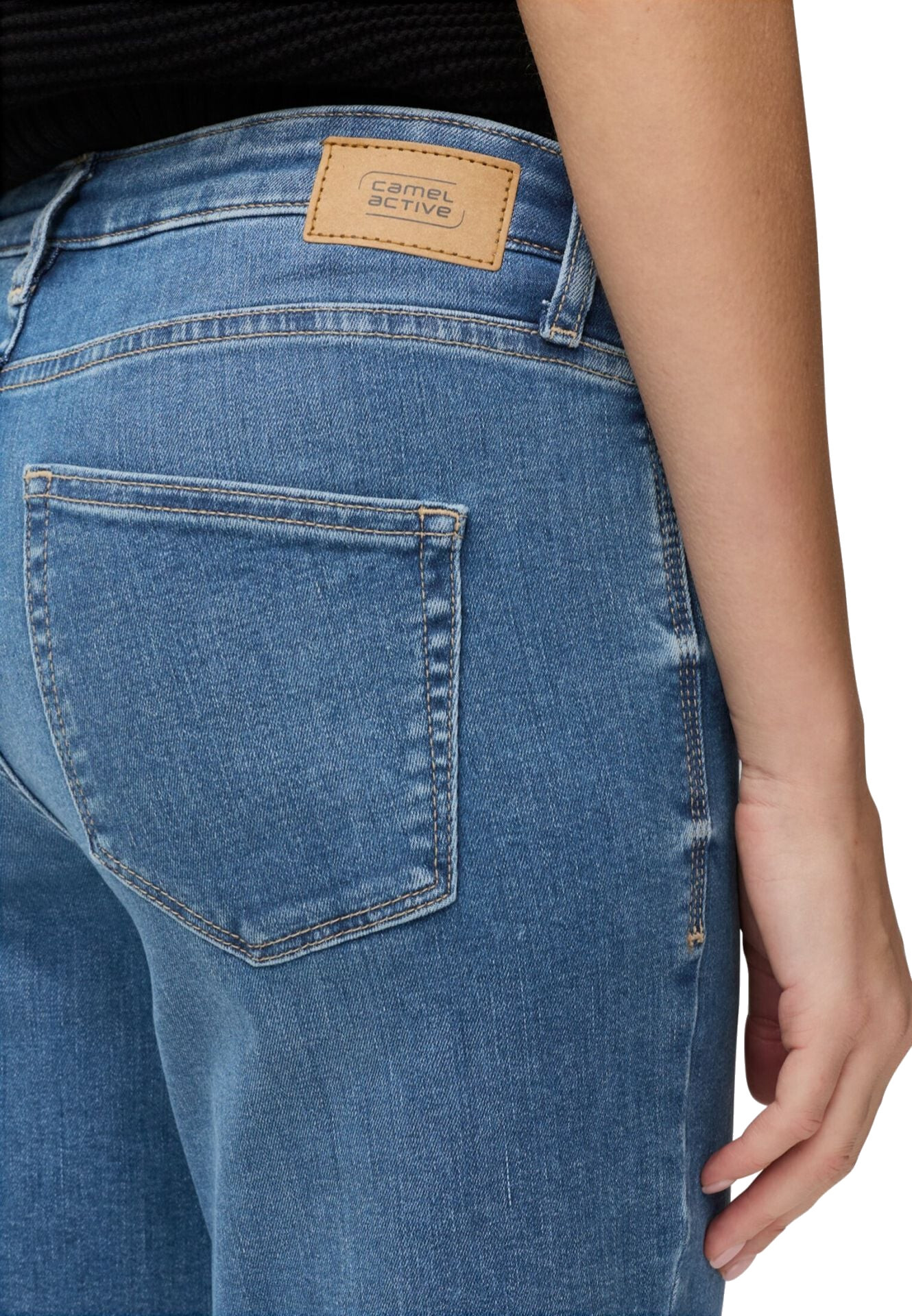 Джинси жіночі Camel Active Denims 388615-9D94-43 26-30 темно-синіфото