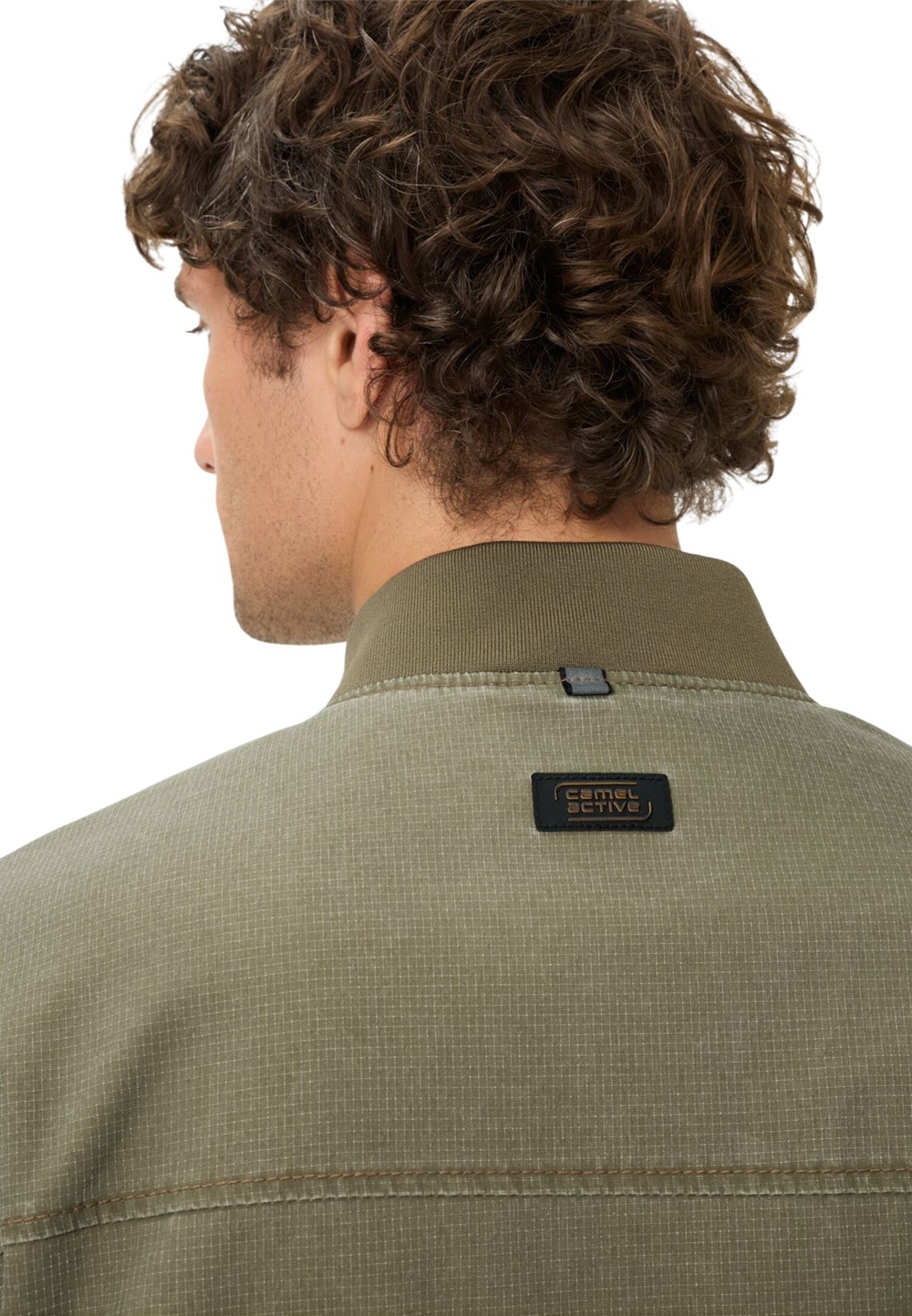 Ветровка мужская Camel Active Blousons 430470-7N86-35 58 оливковая фото 