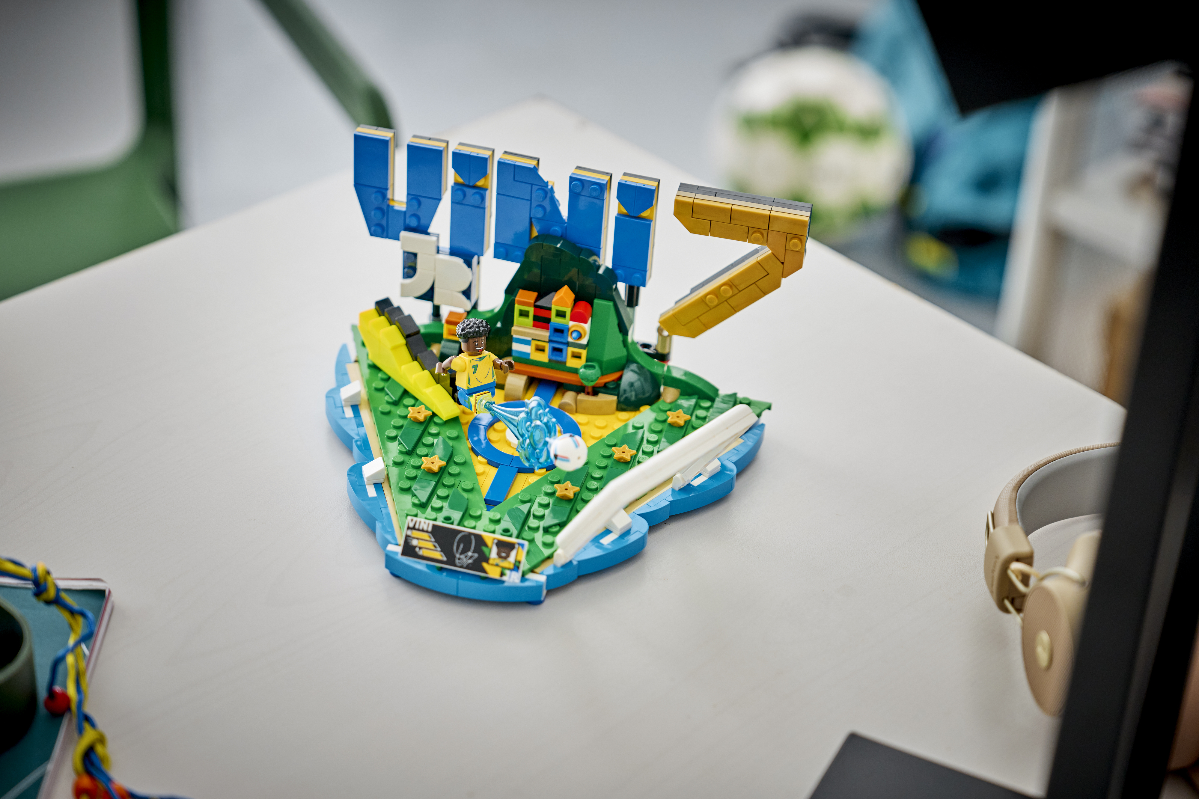 LEGO 43027 Editions Football Винисиус Жуниор – лучшие моменты футбольных матчей фото 