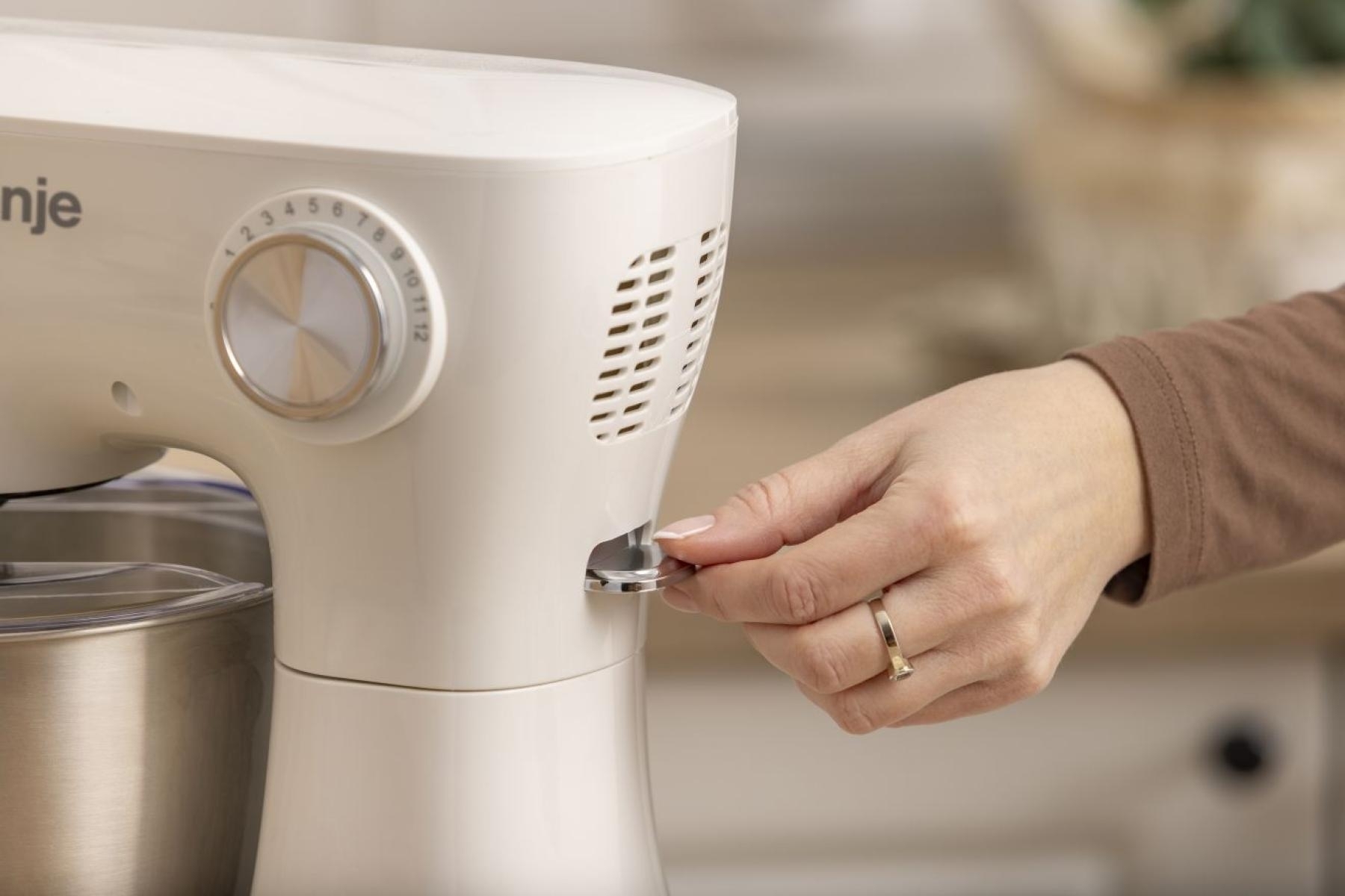 Кухонная машина Gorenje MMC800WS фото 