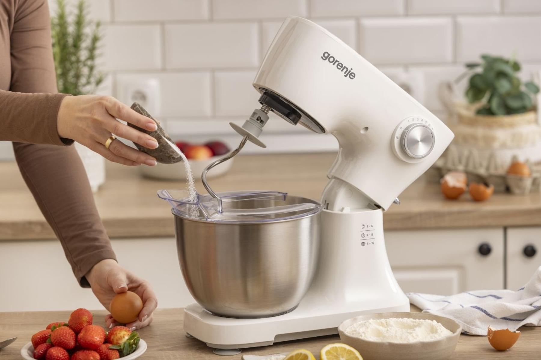 Кухонная машина Gorenje MMC800WS фото 