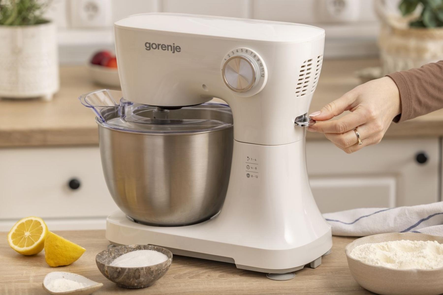 Кухонная машина Gorenje MMC800WS фото 