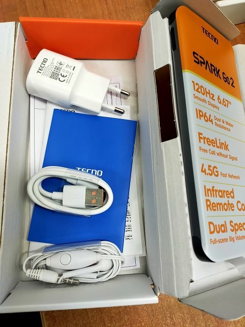 Смартфон TECNO Spark Go 2 (KM4) 3/64Gb Ink Black (4894947089534) фото 