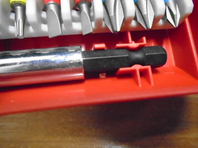 Отвертка аккумуляторная Bosch GO 3 (0.601.9H2.201) фото 