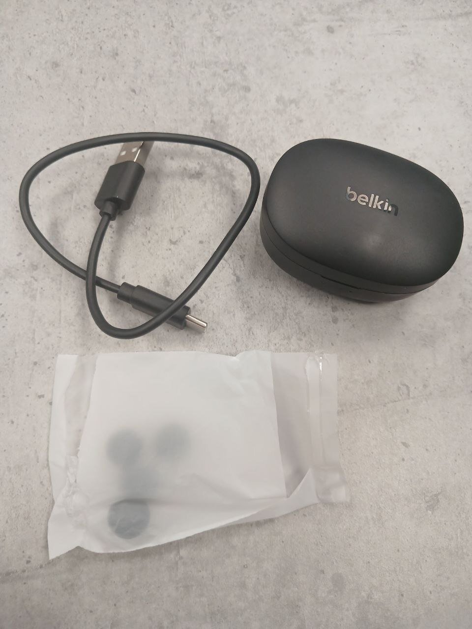 Наушники Belkin Soundform Bolt True Wireless Black (AUC009BTBLK) фото 4