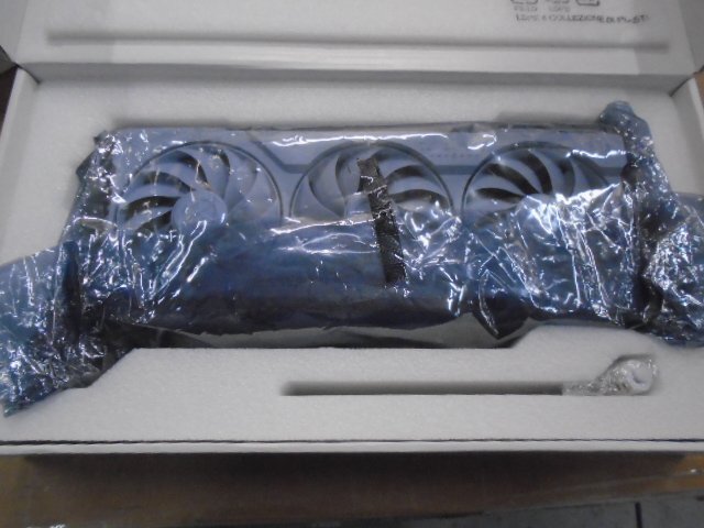 Відеокарта ASUS GeForce RTX 4070 TI Super(90YV0KI1-M0NA00)фото