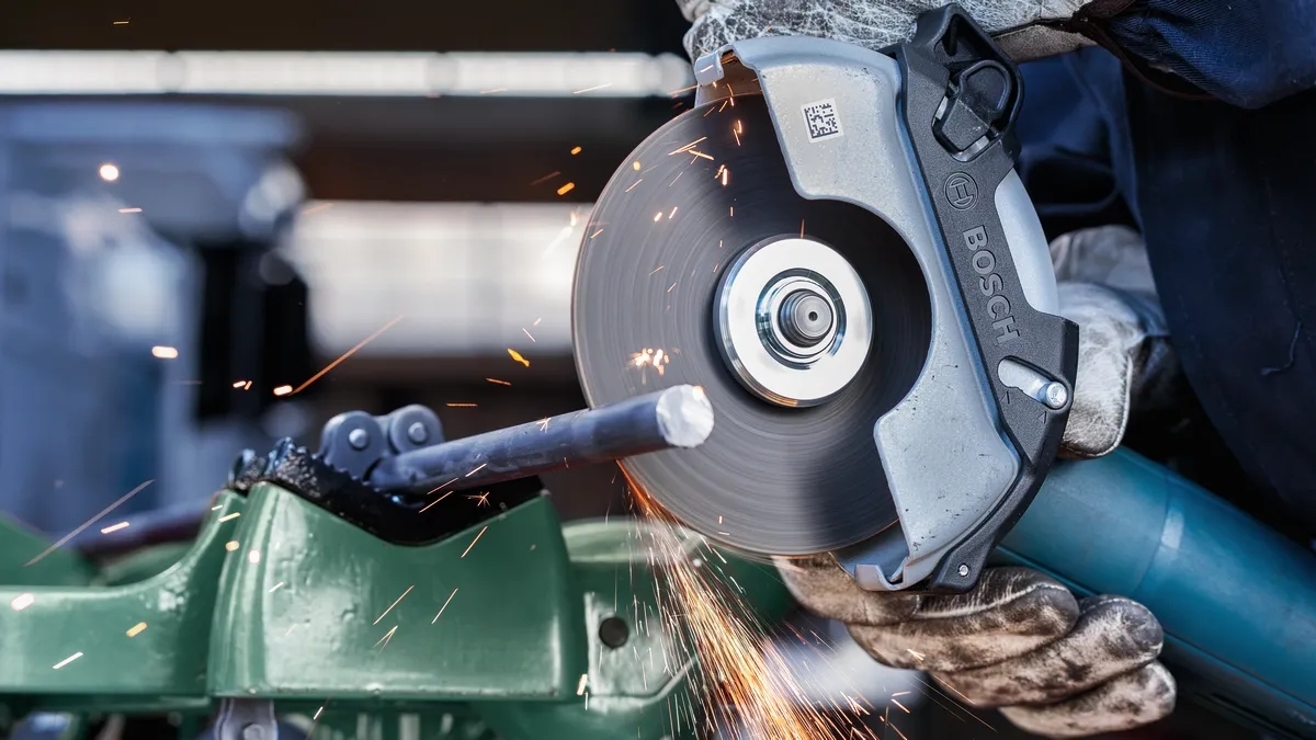 Диск отрезной Bosch Professional для металла 125x2.5x22.23мм (2.608.600.394) фото 