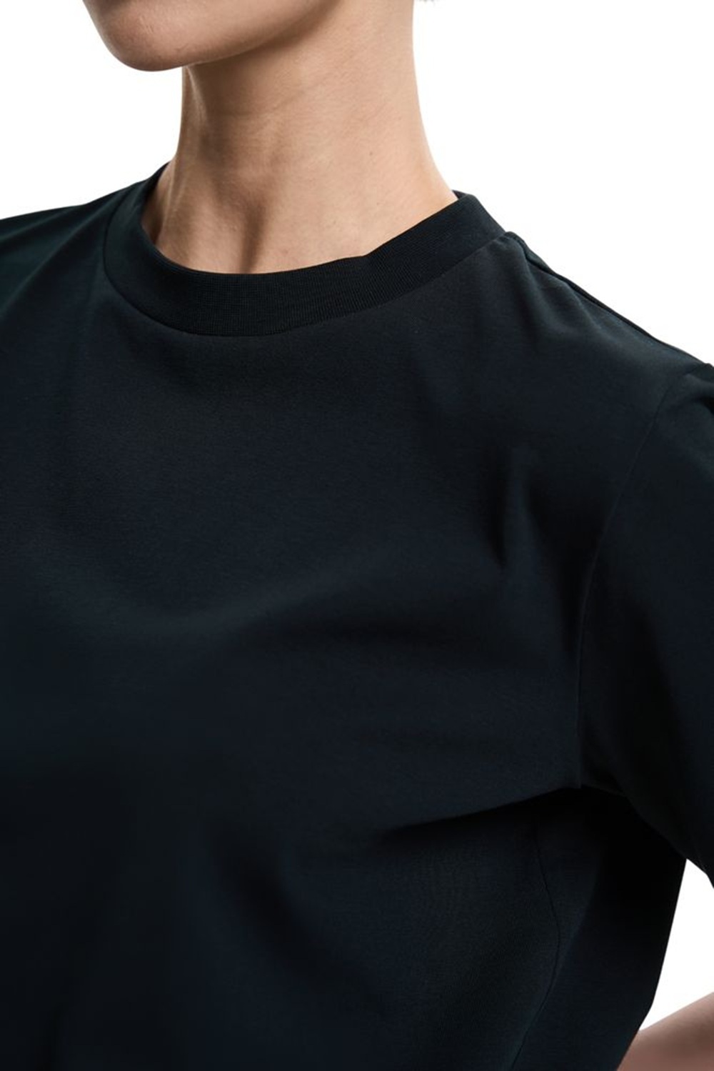 Футболка бавовняна жіноча Roza 240604 XL чорнафото