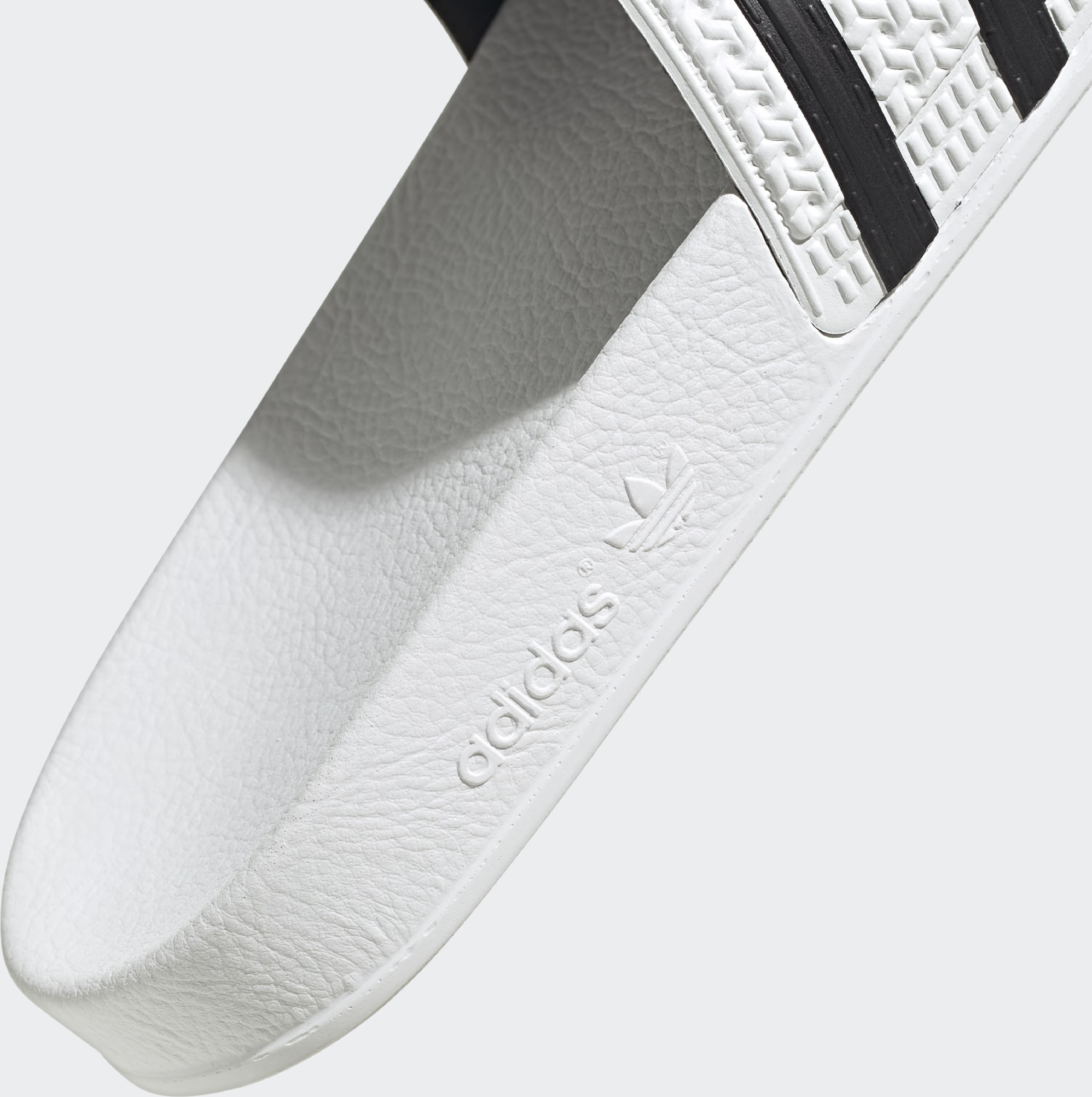 Шлепанцы мужские Adidas Adilette Originals FTW 280648 42,5 ( 9 UK) белые фото 