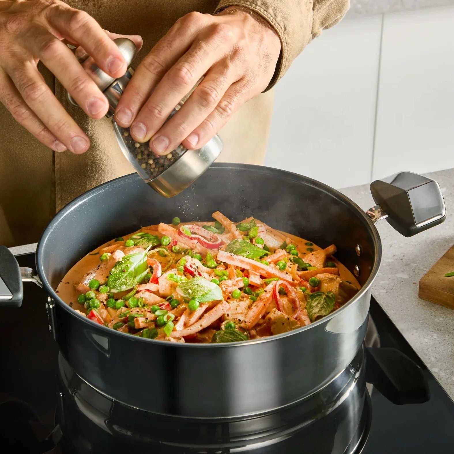 Сотейник Tefal Excellence+, з кришкою, 26 см (E3337145)фото