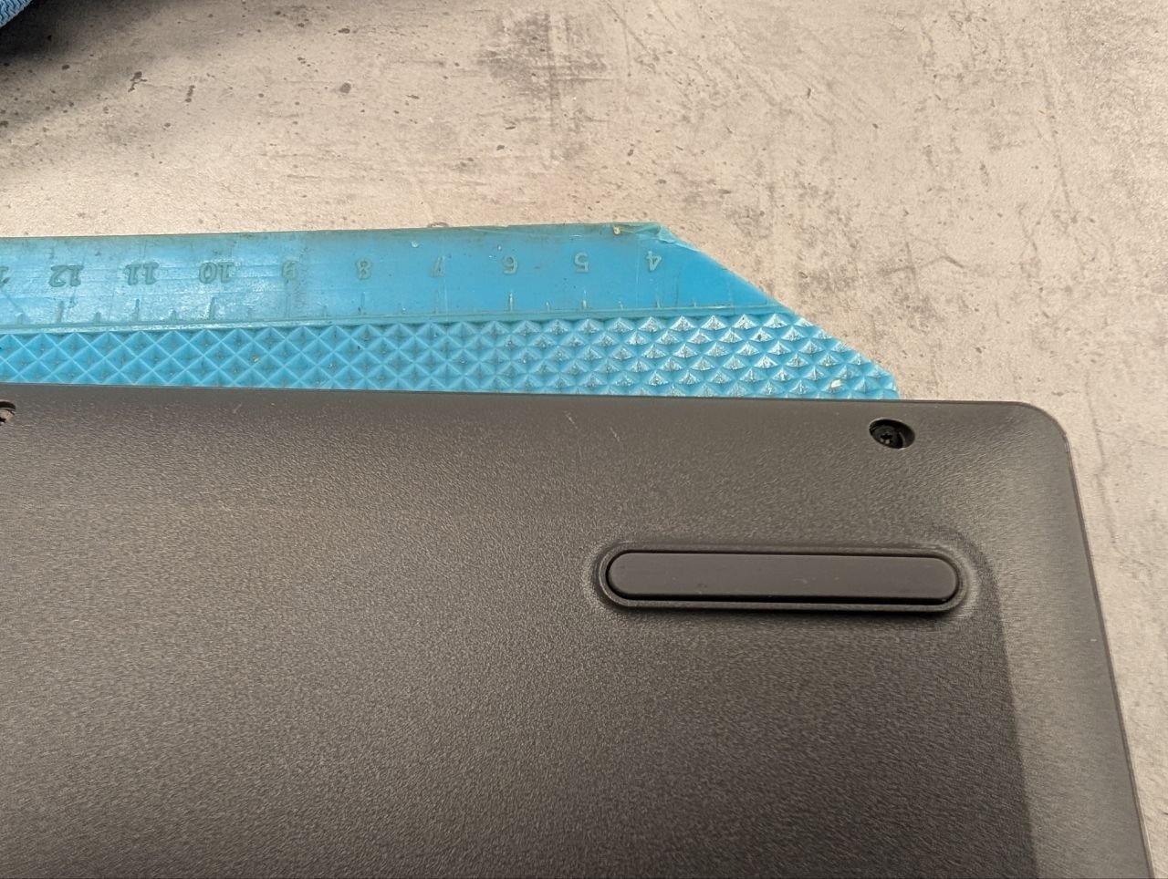 Ноутбук LENOVO IdeaPad Slim 3 15IAH8 (83ER00F7RA)фото