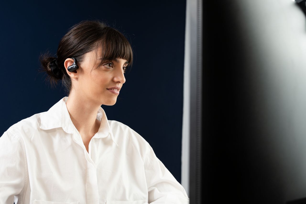 Навушники Belkin Soundform ClearFit True Wireless Black (AUC013CTBK)фото