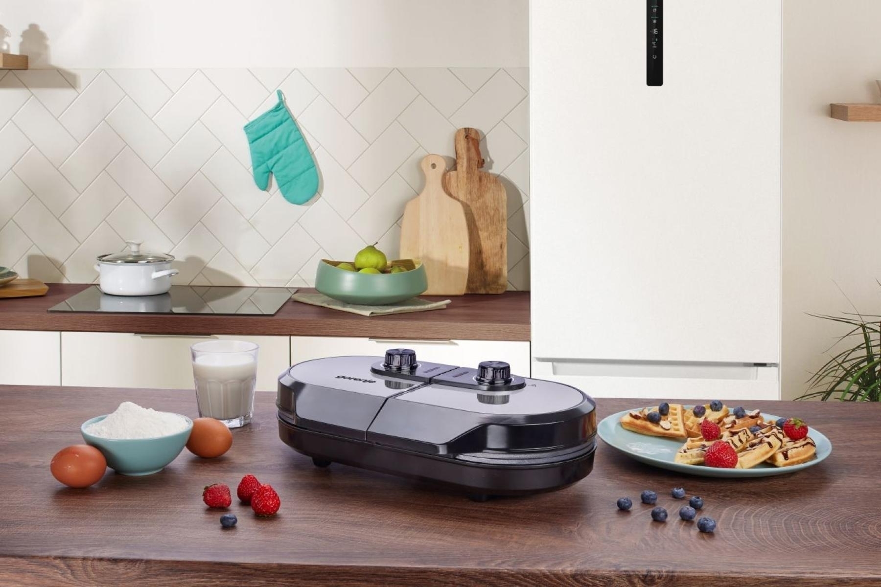 Вафельниця Gorenje WM1400SBфото