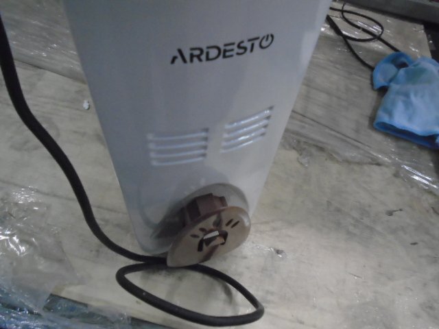 Масляный радиатор ARDESTO OFH-09X1 фото 