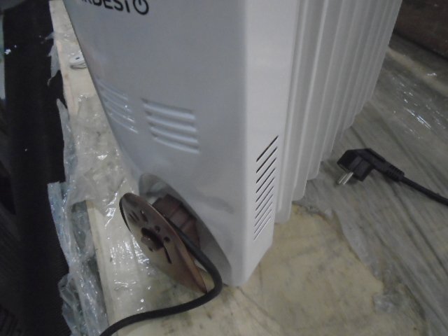 Масляный радиатор ARDESTO OFH-09X1 фото 