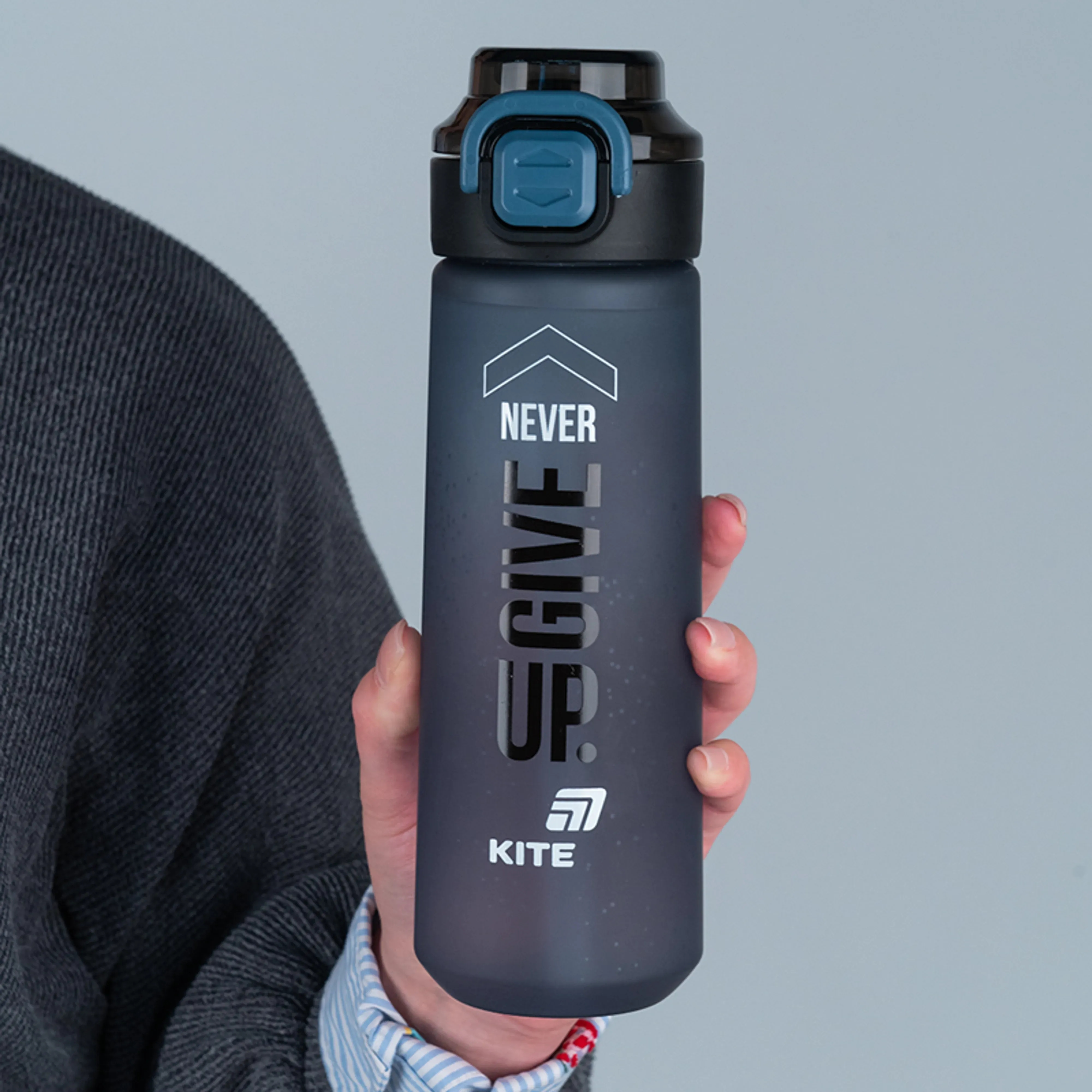 Бутылочка для воды Kite, 760 мл, серая (K25-1214-1) фото 