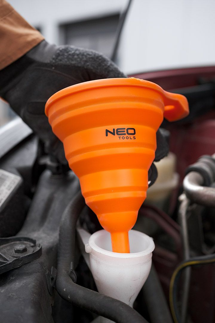 Лійка автомобільна Neo Tools (10-809)фото