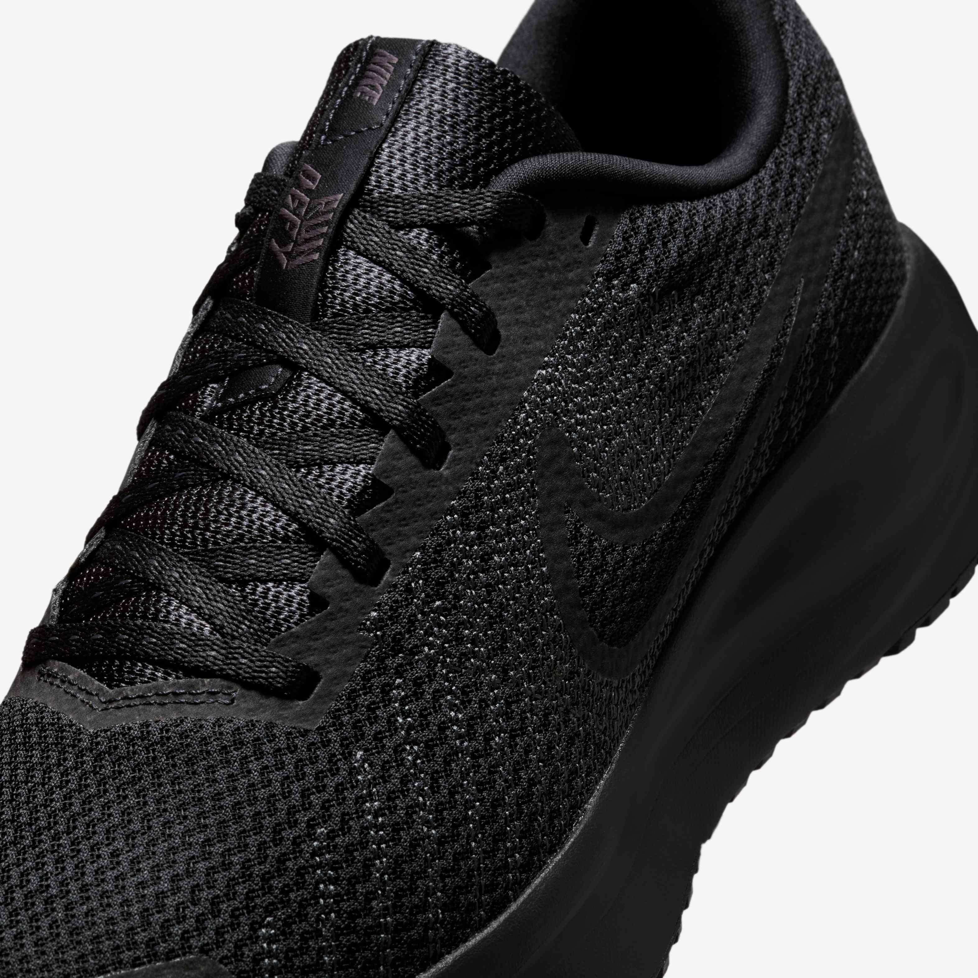 Кроссовки мужские Nike Run Defy HM 9594-002 46 (12 US) черные фото 