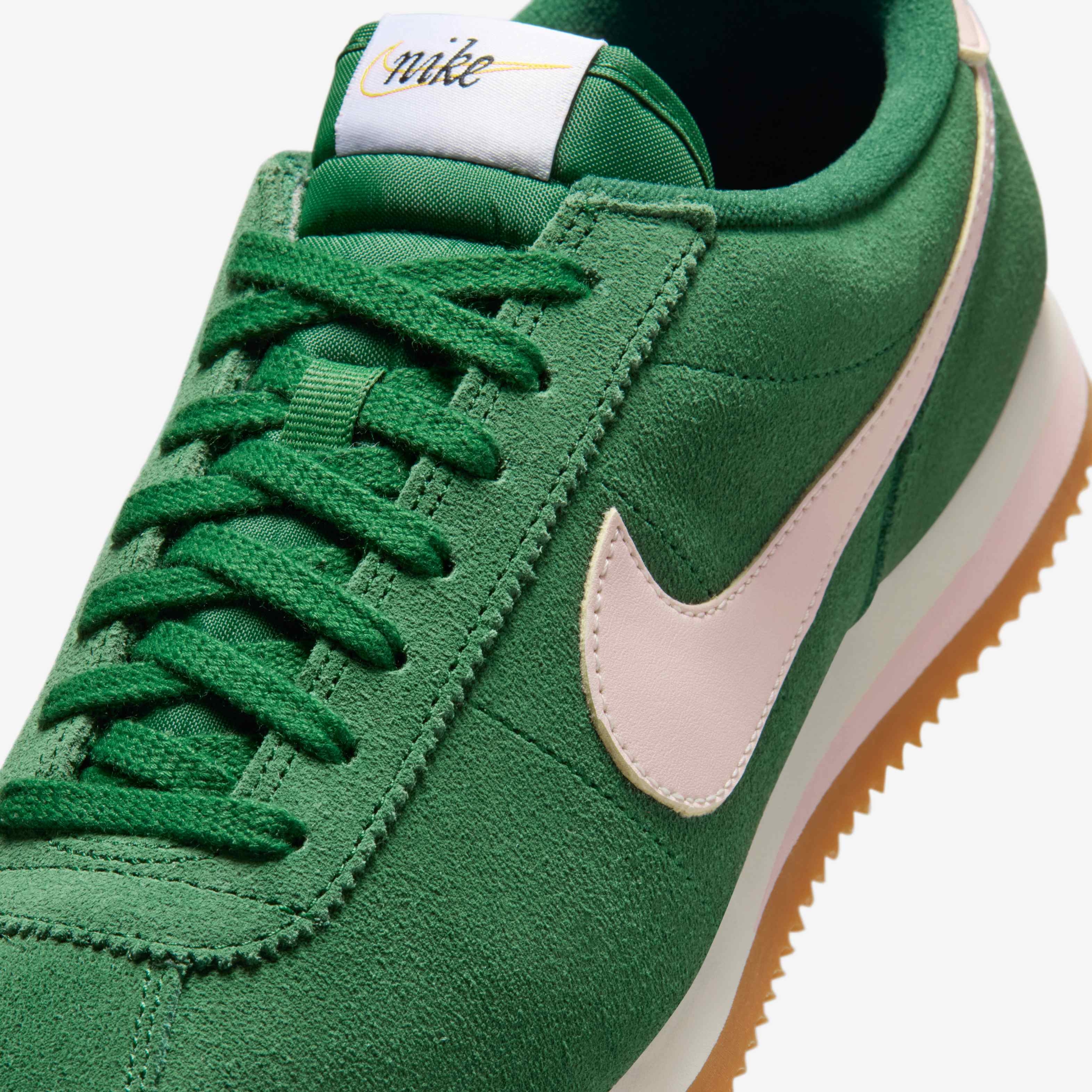 Кроссовки женские Nike Cortez IB1857-301 38 (7 US) зеленые фото 7