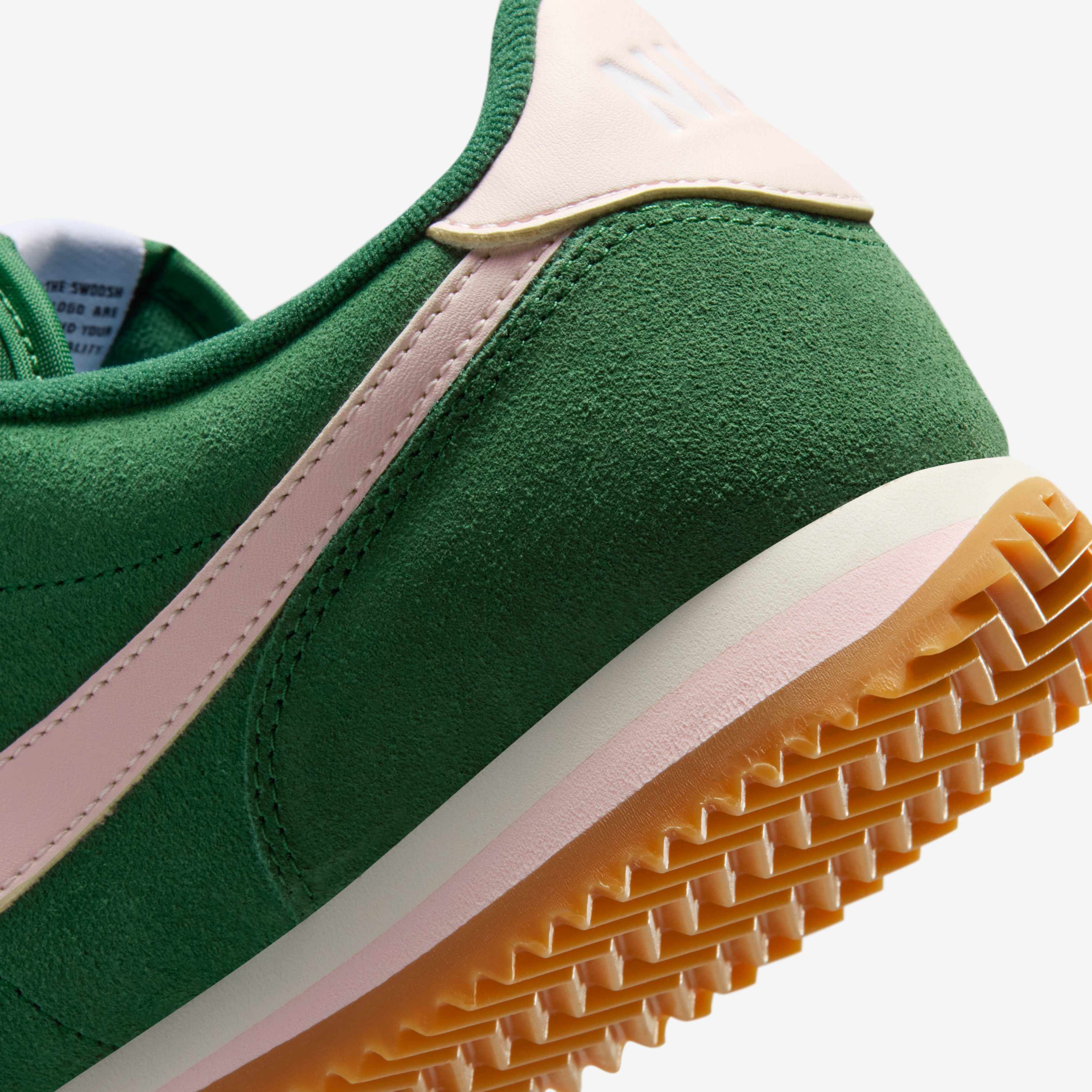 Кроссовки женские Nike Cortez IB1857-301 38 (7 US) зеленые фото 8