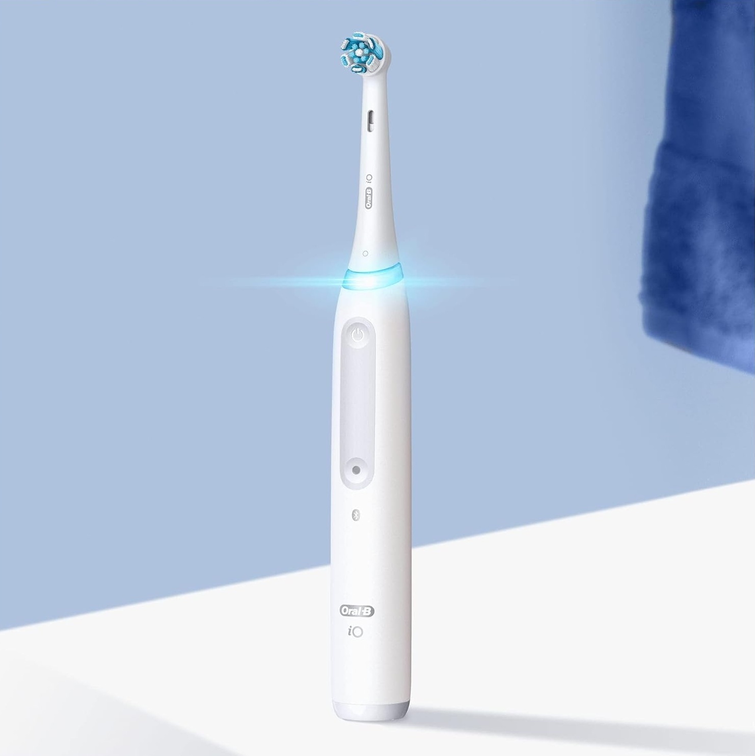 Зубна щітка Braun Oral-B iO Series 4N iOG4.1A6.1DK Whiteфото