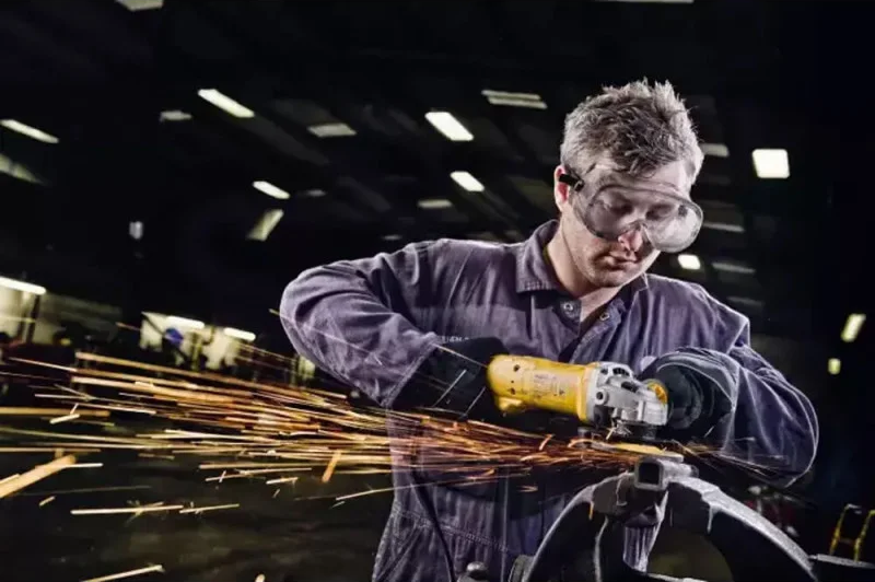 Шлифмашина угловая DeWalt 1200Вт 125мм 11000об·мин 1.85кг фото 