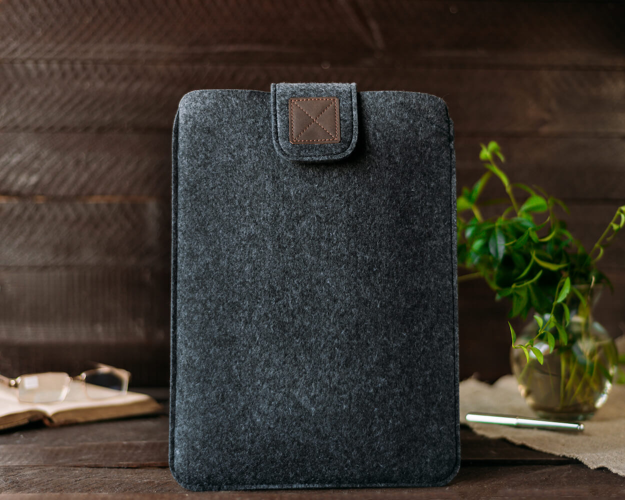 Чохол для ноутбука Gmakin для Macbook Pro 14 темно-сірий, на застібці (GM56-14)фото