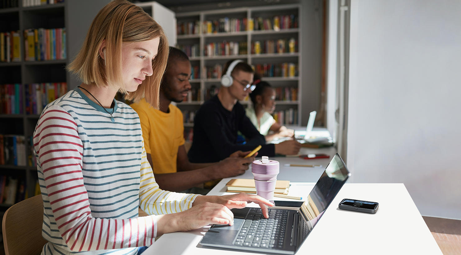 Маршрутизатор TP-LINK M7750 N600 (M7750) фото 