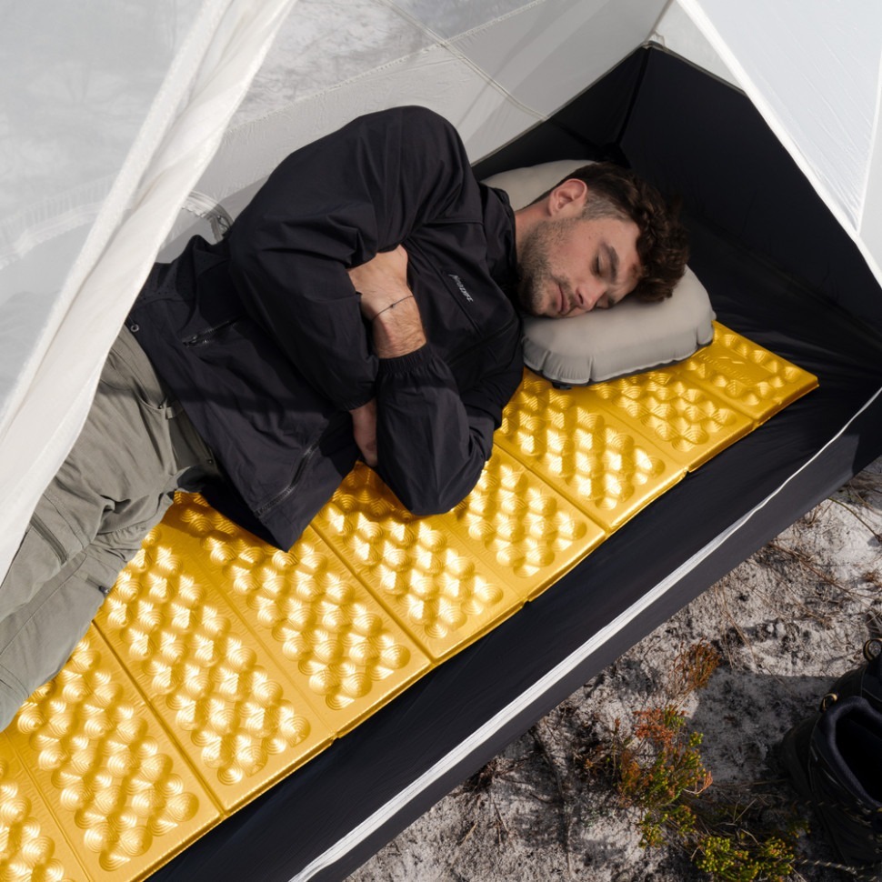 Килимок складний IXPE Naturehike CNK2550WS030, алюмінієва плівка, 18 мм, медово-золотий (6977465868190) фото5