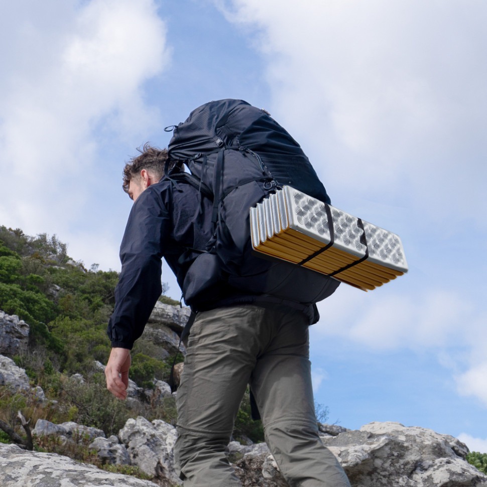 Килимок складний IXPE Naturehike CNK2550WS030, алюмінієва плівка, 18 мм, медово-золотий (6977465868190) фото4