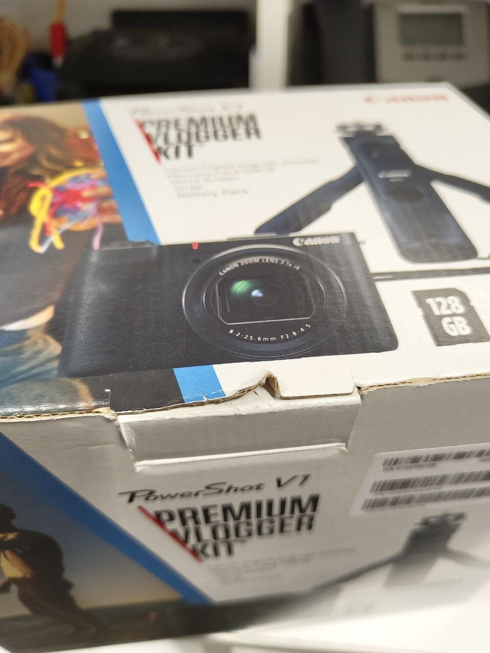 Фотоапарат CANON PowerShot V1 Black VLogger Kit (6390C006)фото4