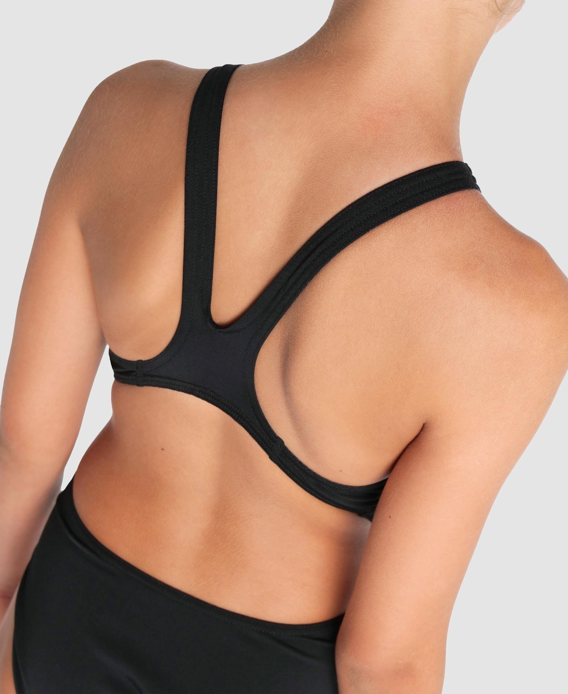 Купальник для девочек Arena Team Swimsuit Swim Tech Solid 004764-550 116 черный фото 