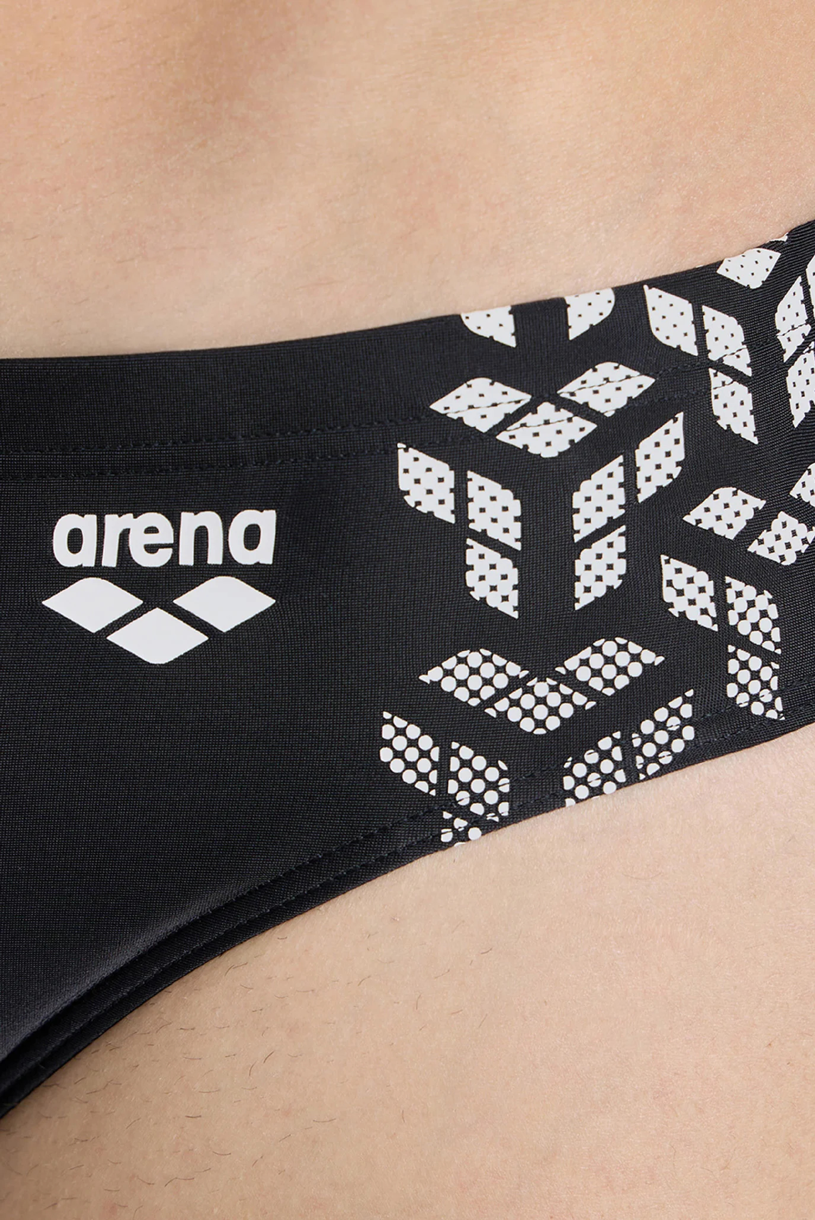 Плавки-слипы Arena Kikko V Swim Briefs 006750-510 85 черные/белые фото3