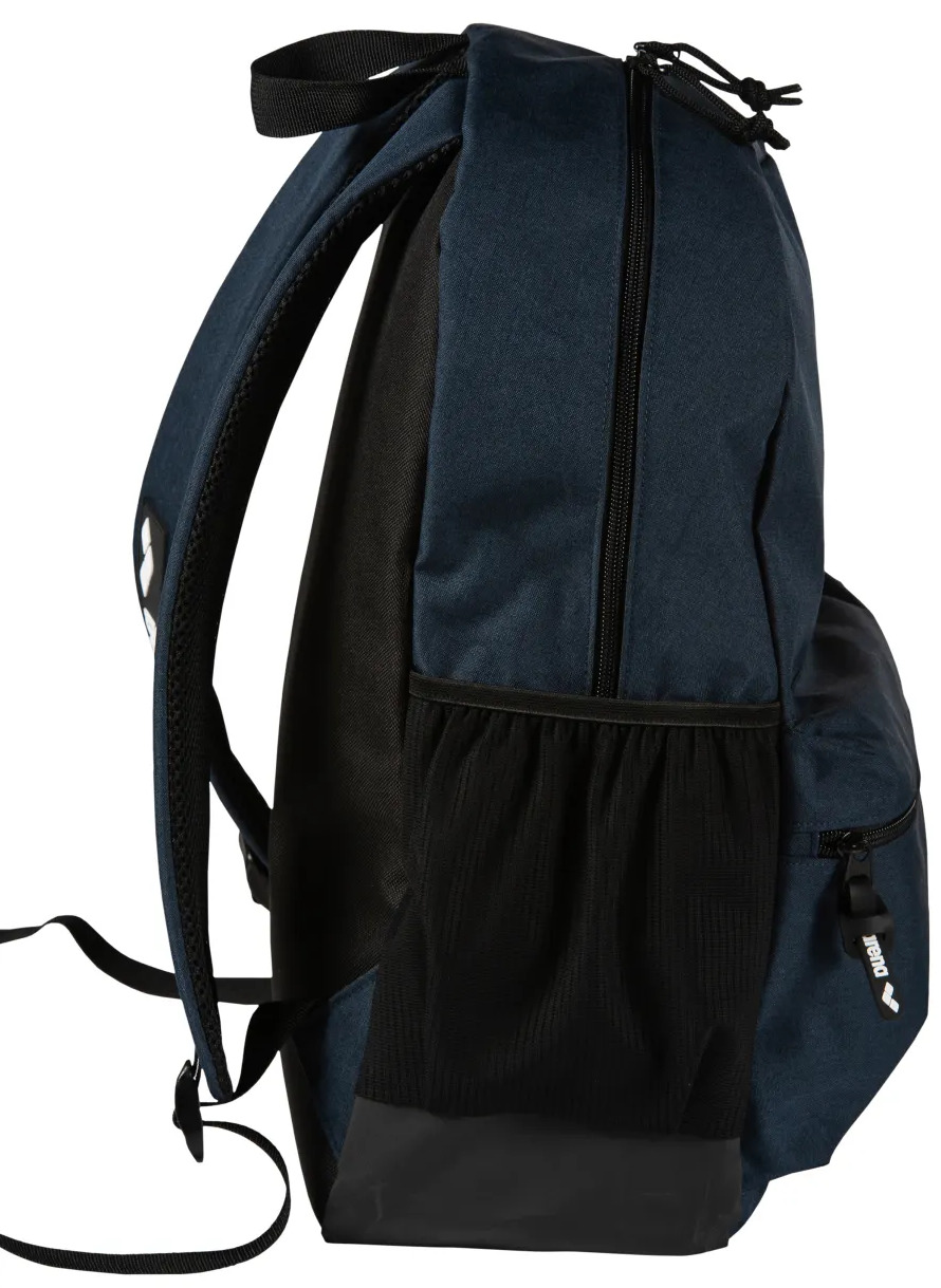 Рюкзак Arena Team Backpack 30L 002481-710 чорний/темно-синійфото