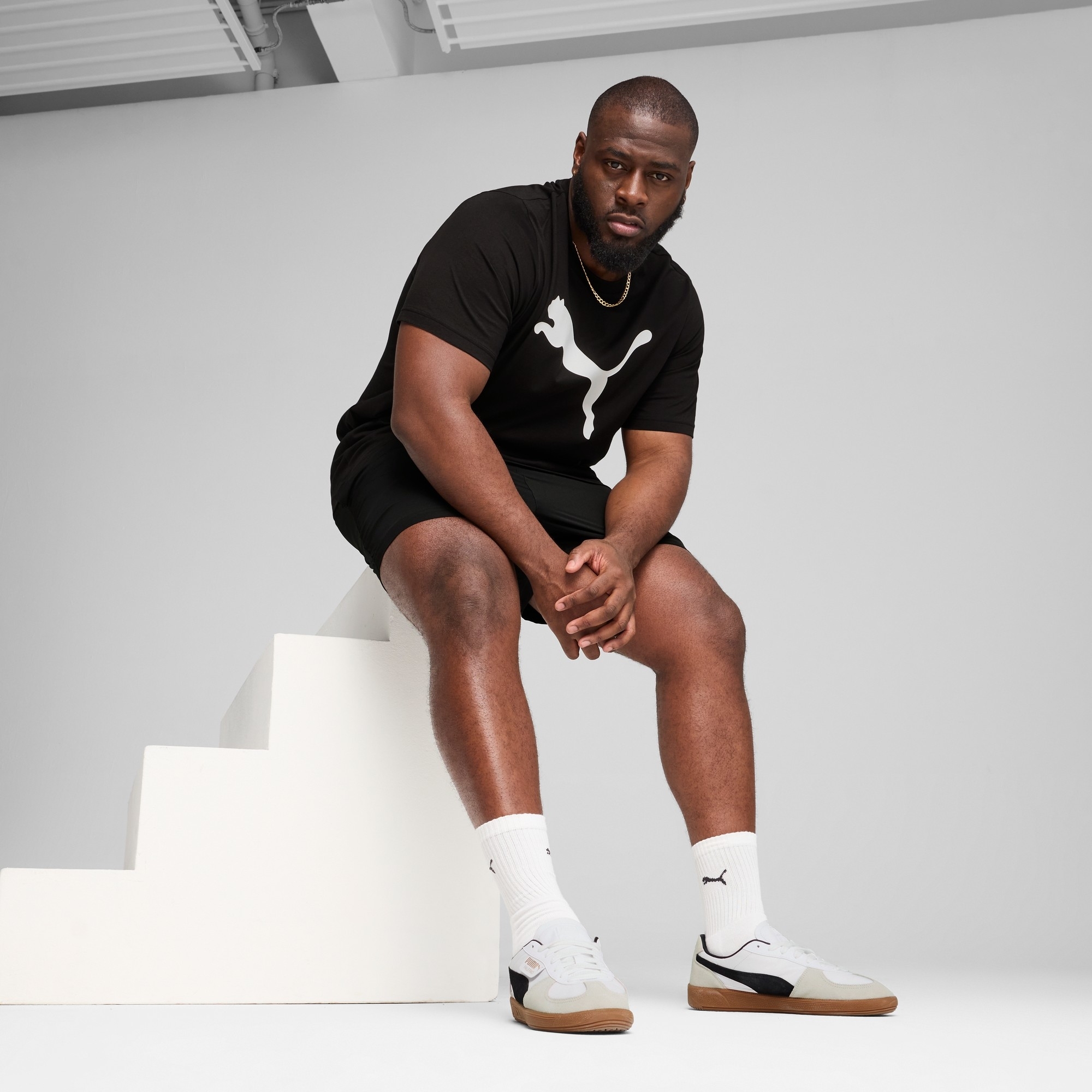 Футболка мужская Puma Ess Tee 682536-01 XL черная фото 