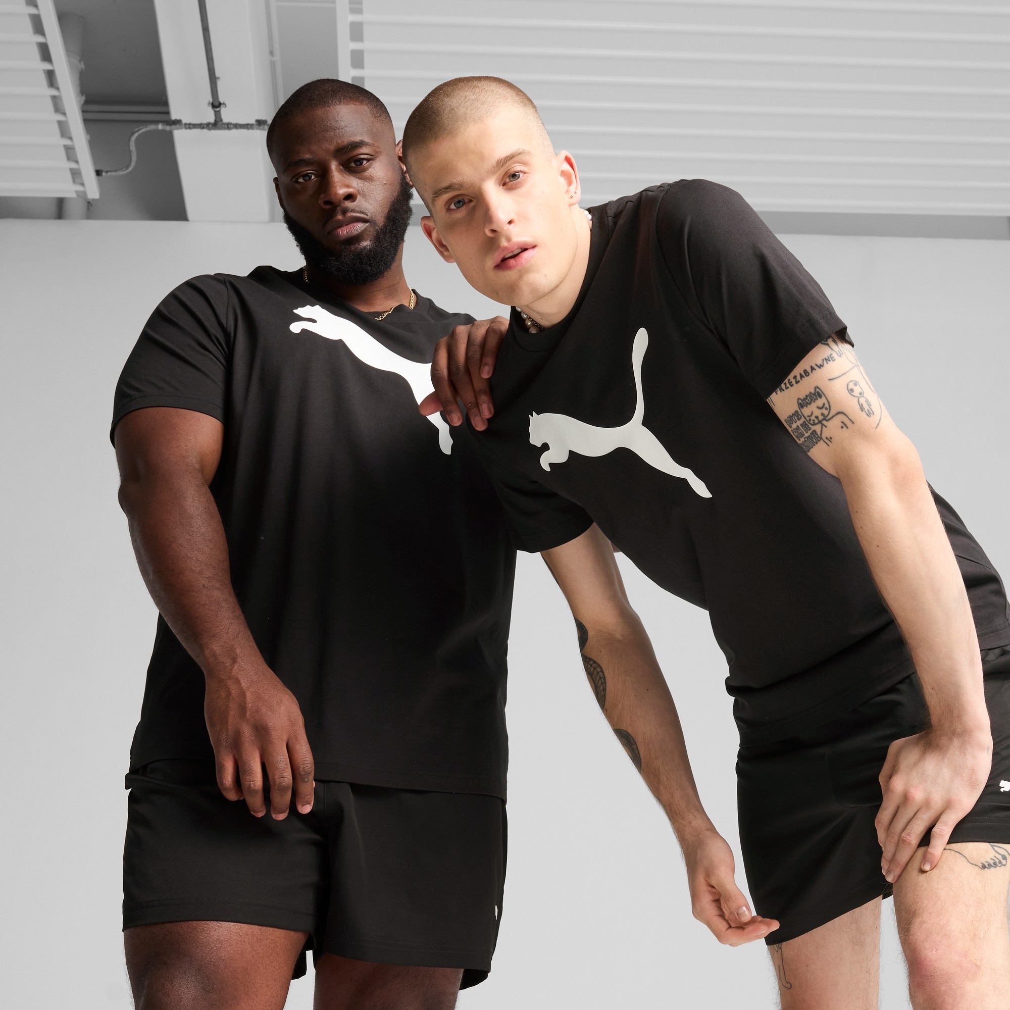 Футболка мужская Puma Ess Tee 682536-01 XXL черная фото 